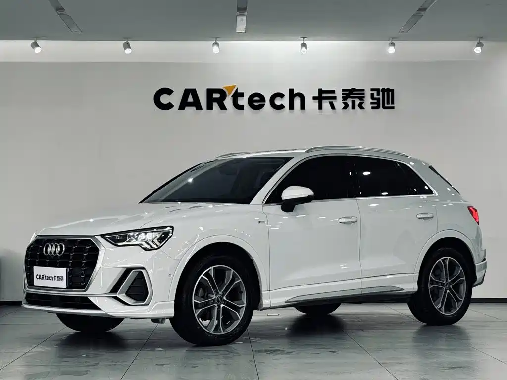 Audi Q3 2021 40 TFSI Fashion Sport