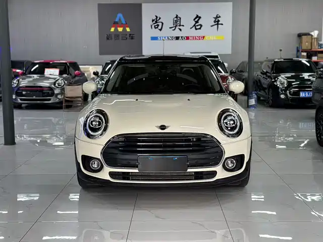 MINI CLUBMAN 2021
