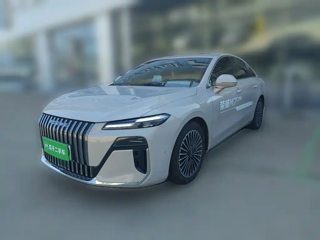 Roewe M7 DMH 2025 2025 Base