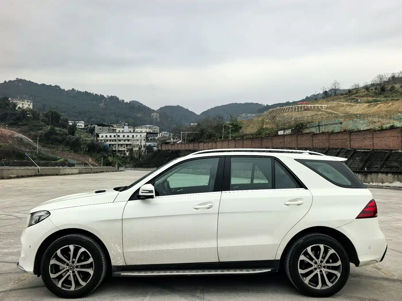 Mercedes-Benz GLE 2017 GLE 320 4MATIC Dynamic фото 19