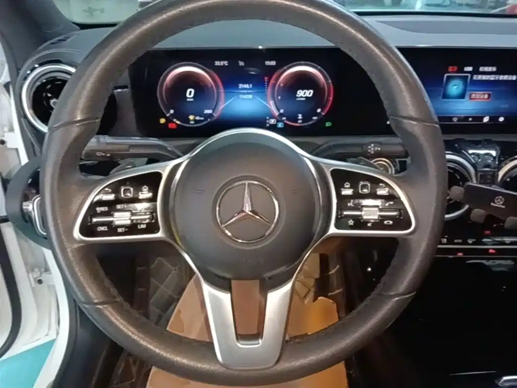 MERCEDES-BENZ CLASS A