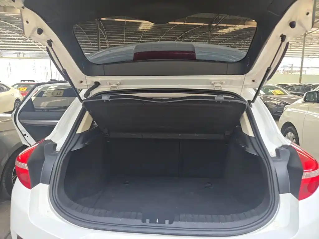 Geely Emgrand GS 2016 2016 Elegance Edition 1.3T Automatic Premium