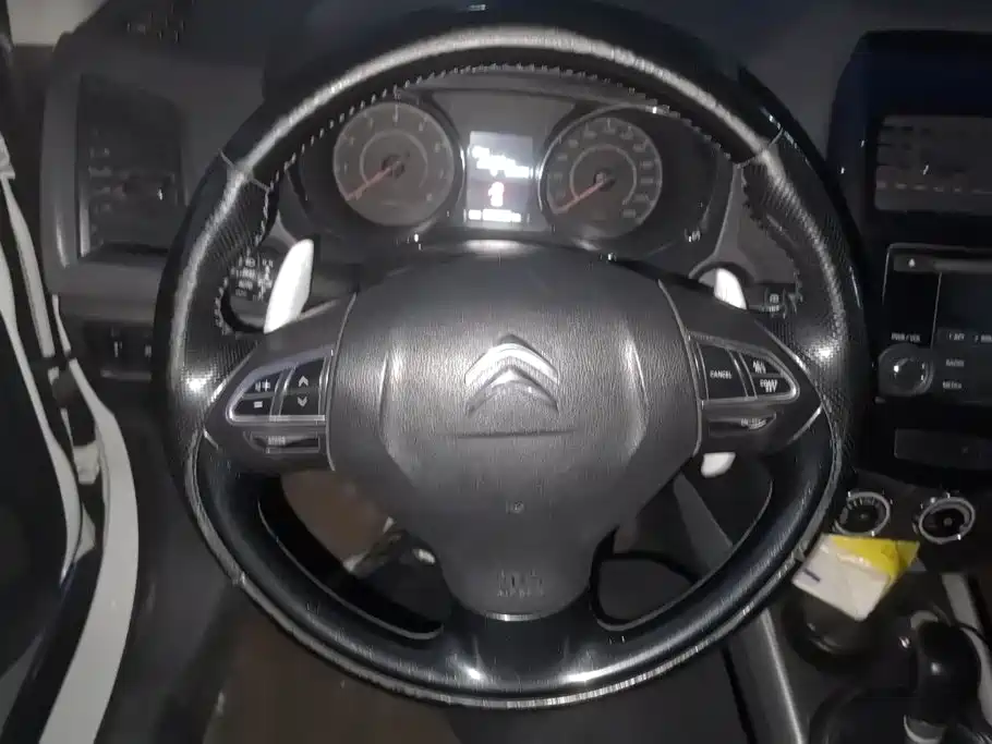 Photo 15 - Citroën C4 Aircross (Import)