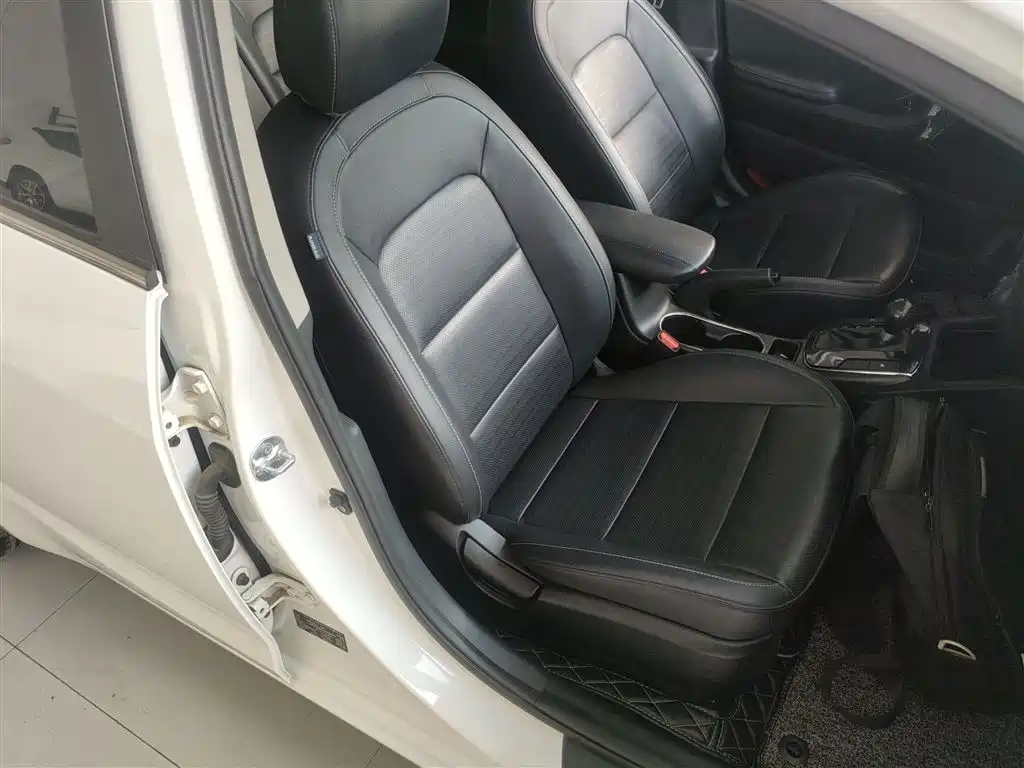 Kia K3 2016 1.6L Automatic GLS фото 20