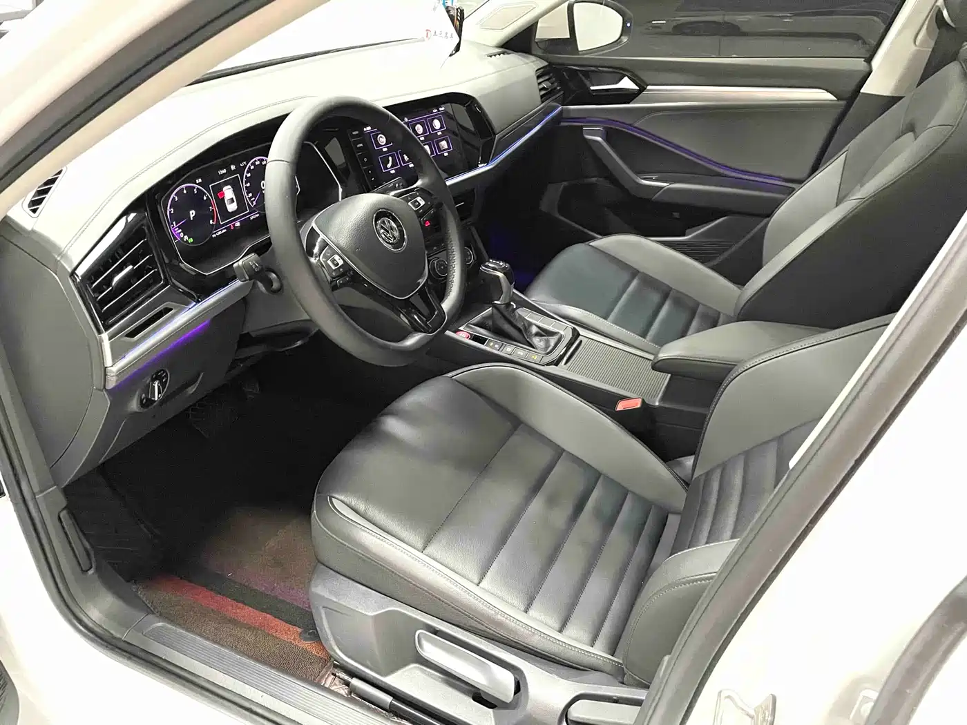Volkswagen Sagitar 2022 280TSI DSG Surpassing Edition фото 5