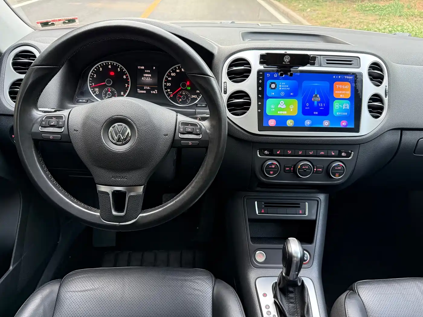 Volkswagen Tiguan 2015 1.8TSI Automatic 2WD Highline фото 12
