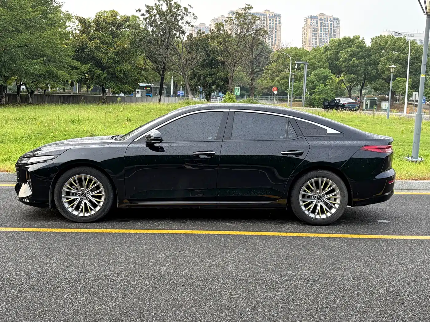 Besturn B70 2024 2024 Soaring Dragon Edition 1.5T Leading Leap