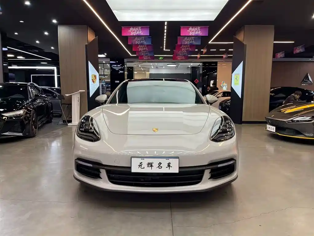 Porsche Panamera 2019 Panamera 2.9T фото 2