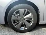 Фото 5 - Geely Geometry A