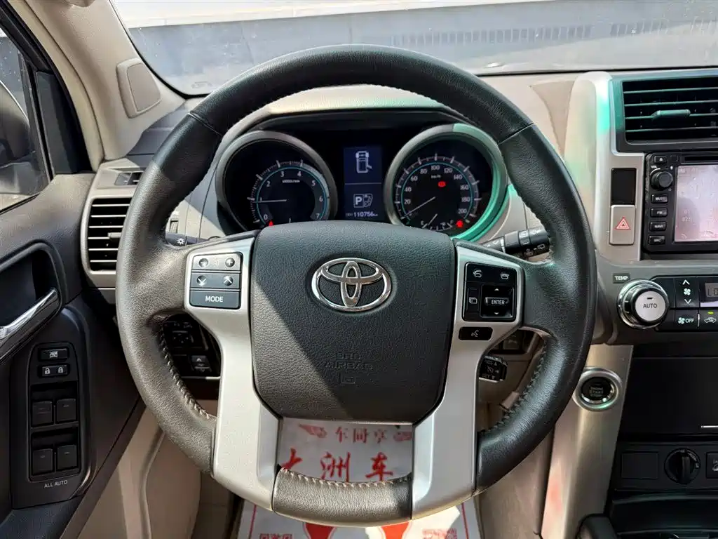 Toyota Prado 2010 4.0L Automatic TX-L фото 26