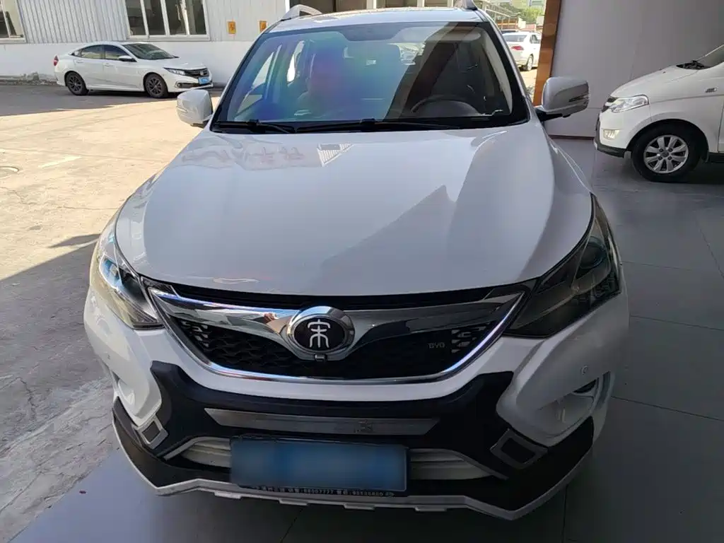 BYD Song 2018 2017 Ultimate Upgrade 1.5TI Manual Elite Model