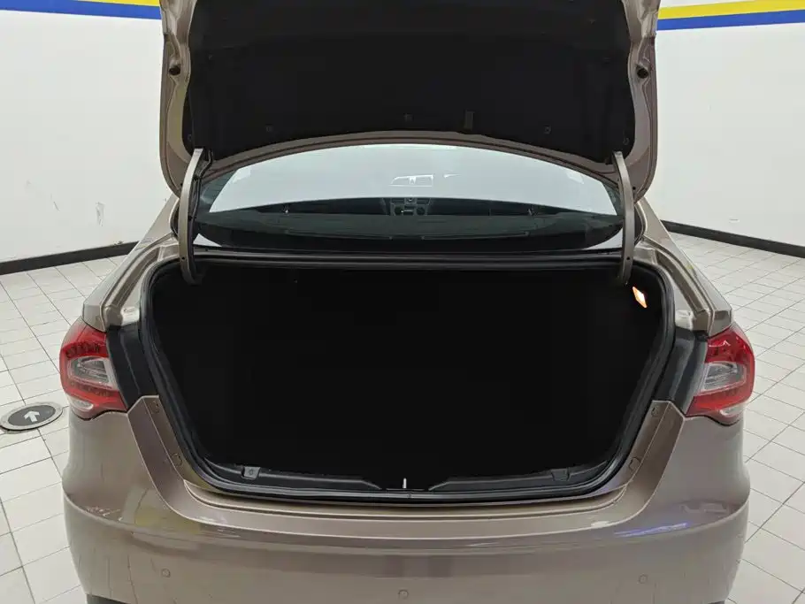Zhonghua H530 2020 2017 1.6L Automatic Comfort