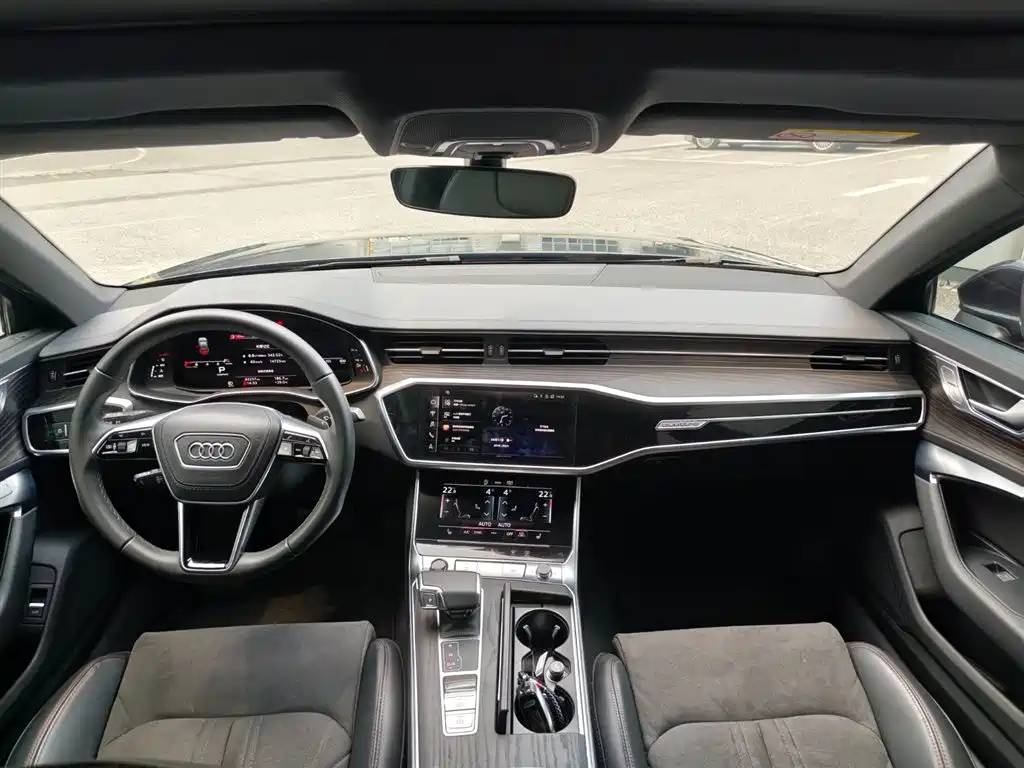 Audi A6L 2024 45 TFSI quattro Premium Dynamic фото 9