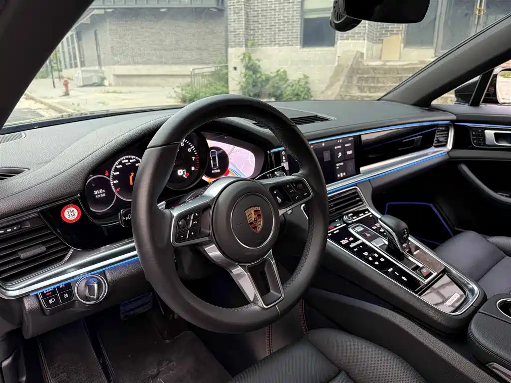 Porsche Panamera 2017 Panamera 3.0T фото 12