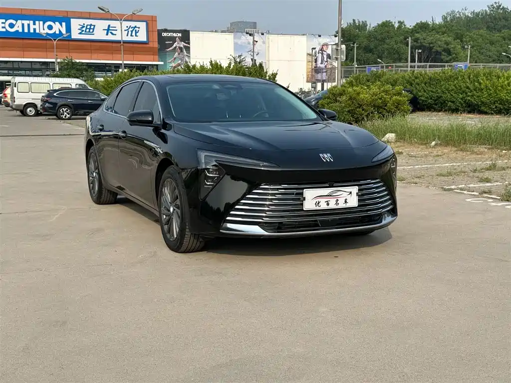 BUICK LACROSSE