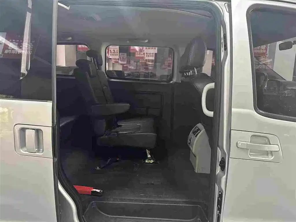 JAC Refine M3 2017 2015 Maker Edition 1.6L Luxury