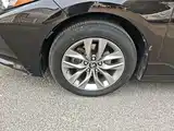 Фото 23 - Toyota Avalon
