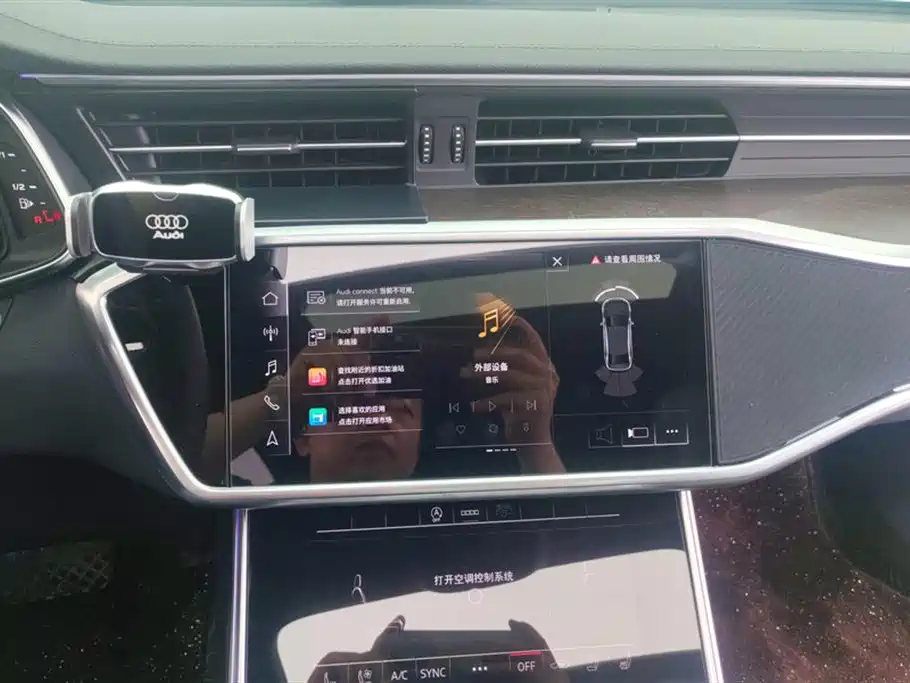 Audi A6L 2021 40 TFSI Luxury Sport фото 13