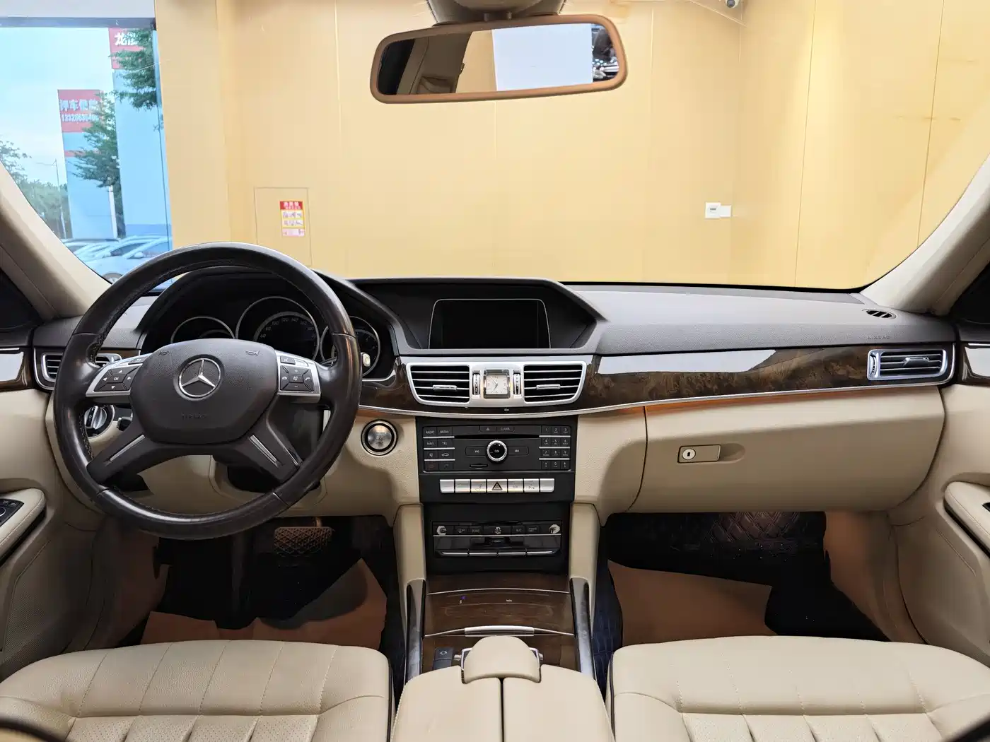Mercedes-Benz E-Class 2015 E 260 L фото 21
