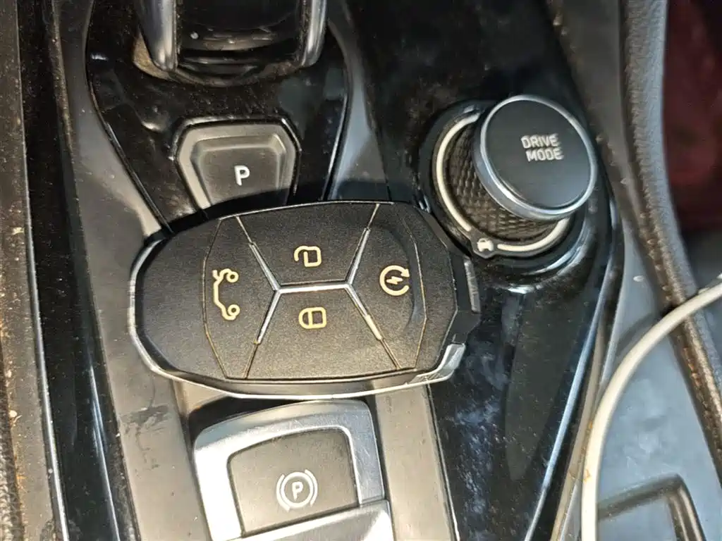 Lynk & Co 03 2019 2.0TD Auto Power Version фото 15