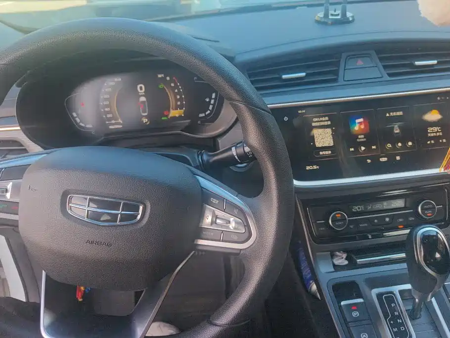 Geely Emgrand GL 2021 2021 UP 1.4T CVT Premium