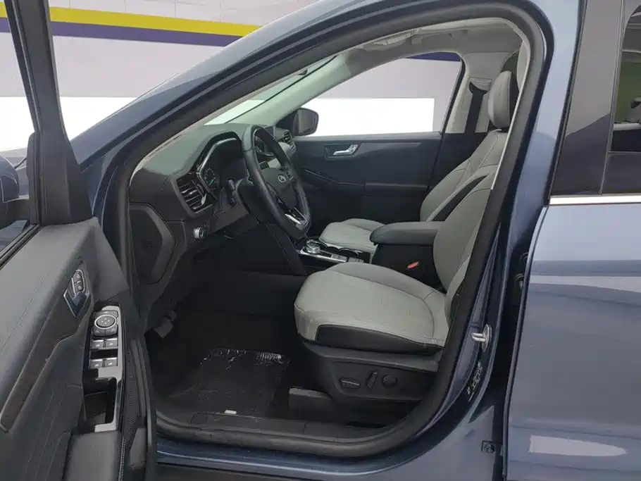 Ford Escape 2023 2020 EcoBoost 245 2WD Premium Edition
