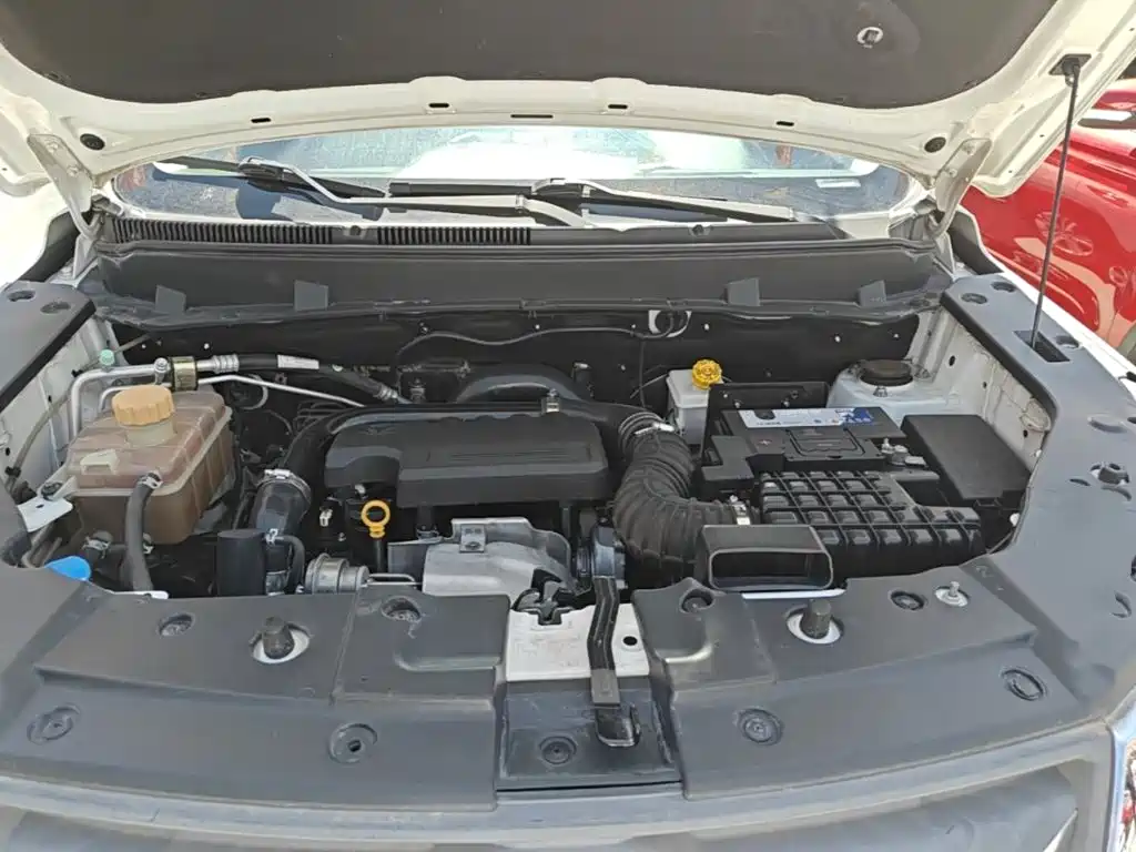 BAIC Huansu S5 2019 2017 1.3T Manual Deluxe