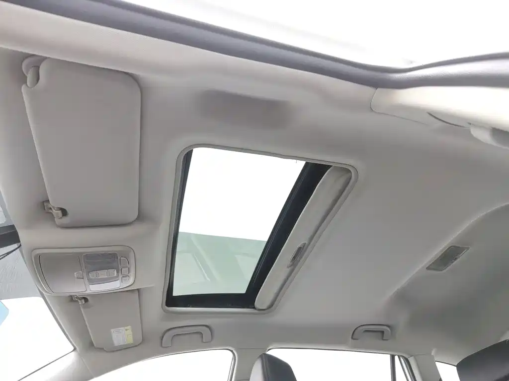 Landwind X5 2019 2016 Plus 1.5T CVT Pioneer Edition