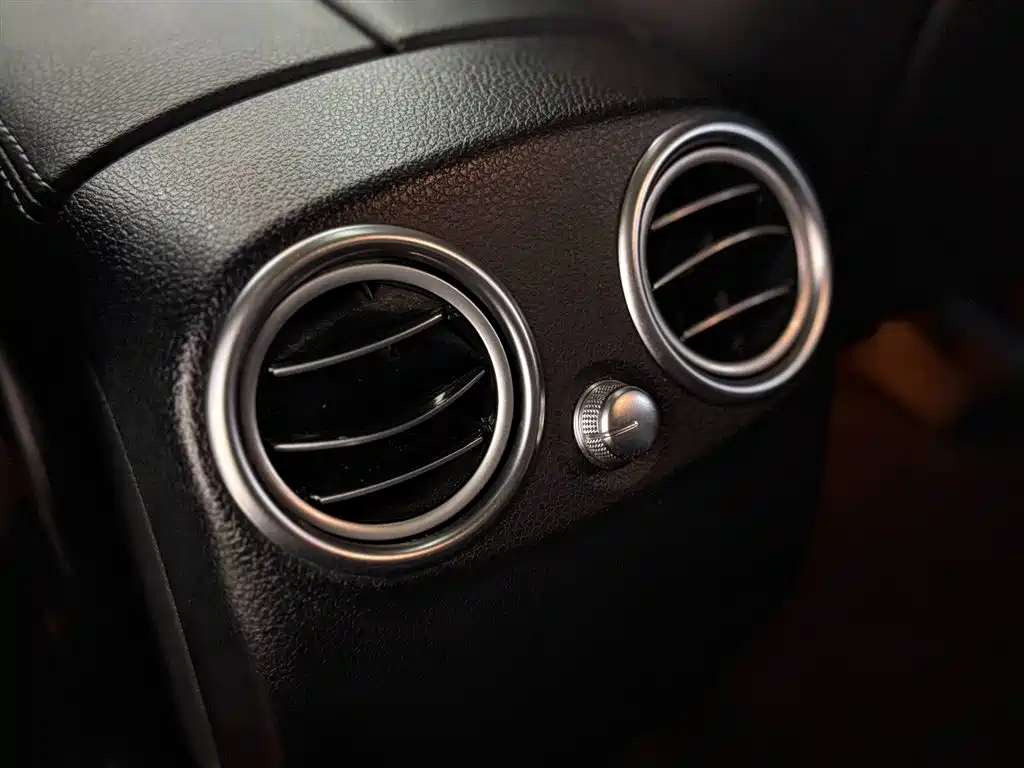Mercedes-Benz GLC 2017 GLC 200 4MATIC фото 24