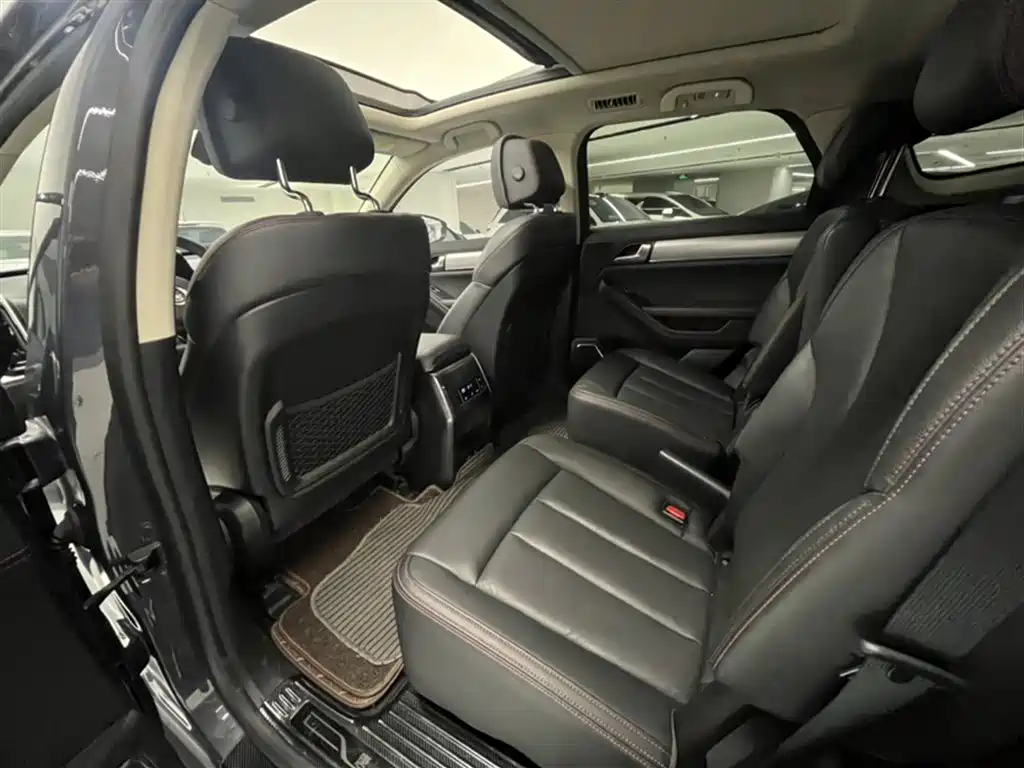 BYD Tang New Energy 2019 DM 2.0T Full-time 4WD Smart Connection Enjoy Edition 6-seater China VI фото 16