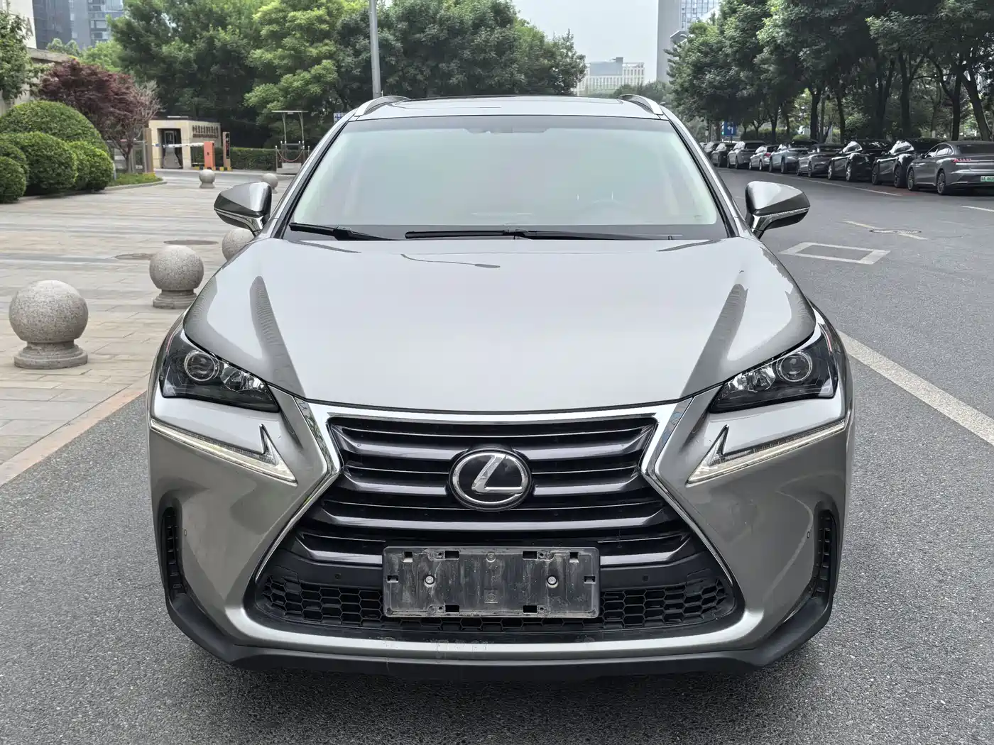 Lexus NX 2015 200t AWD F Sport фото 8