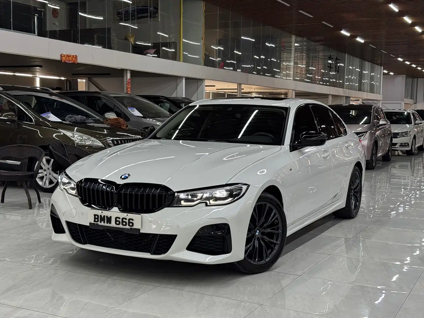 BMW 3 Series 2022 325i M Sport Shadow Edition