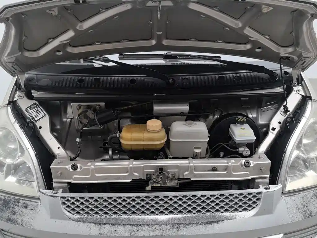 Wuling Motors Wuling Rongguang 2011 2011 1.2L Base Model