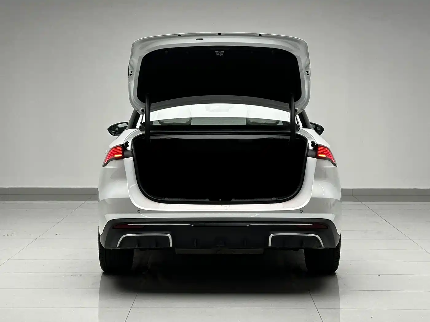 Geely Galaxy Galaxy L6 2023 2023 125km Starship