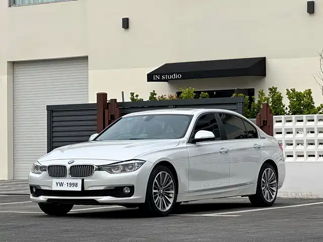 BMW 3 Series 2019