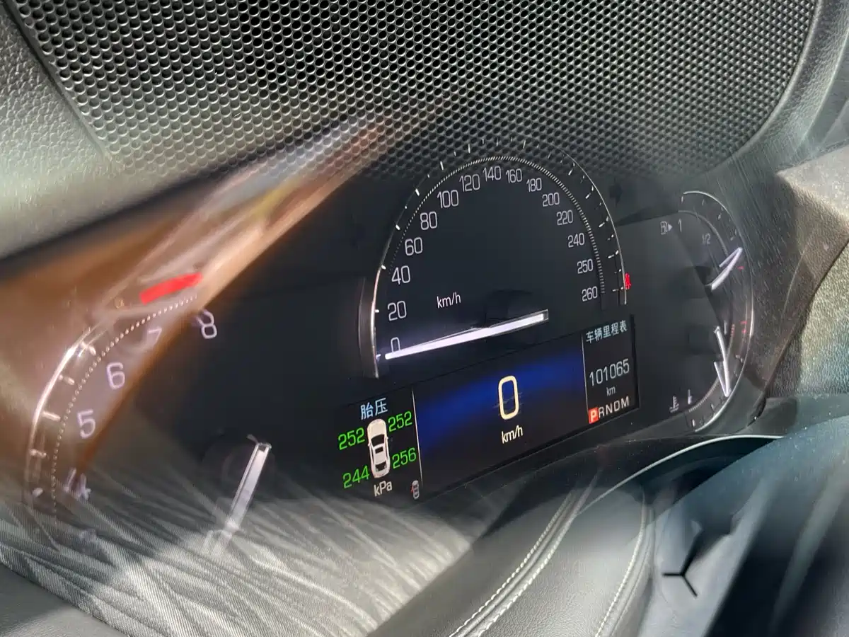 Cadillac ATS-L 2017 28T Technology фото 6