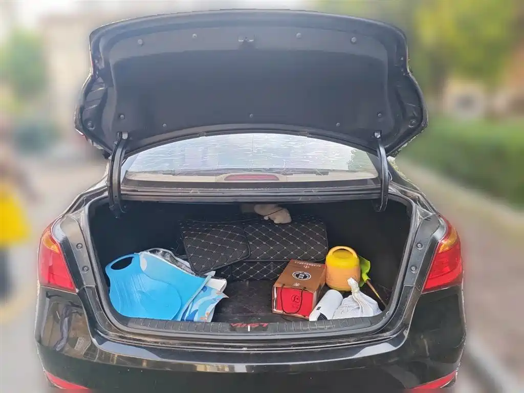 Hyundai Mistra 2014 1.8L Auto Comfort GL фото 10