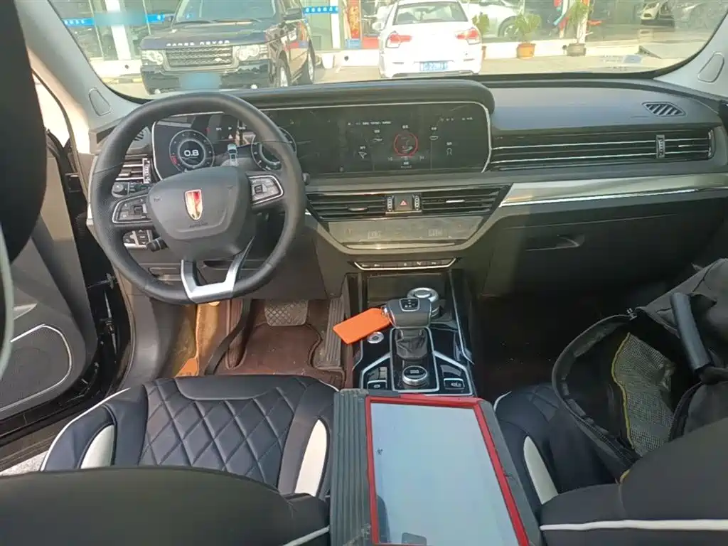 Hongqi HS5 2022 Facelift 2.0T Smart Flag Enjoyment Edition фото 10
