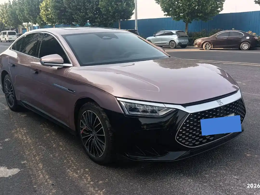 BYD Han 2022 DM-i 121KM Premium Edition фото 3