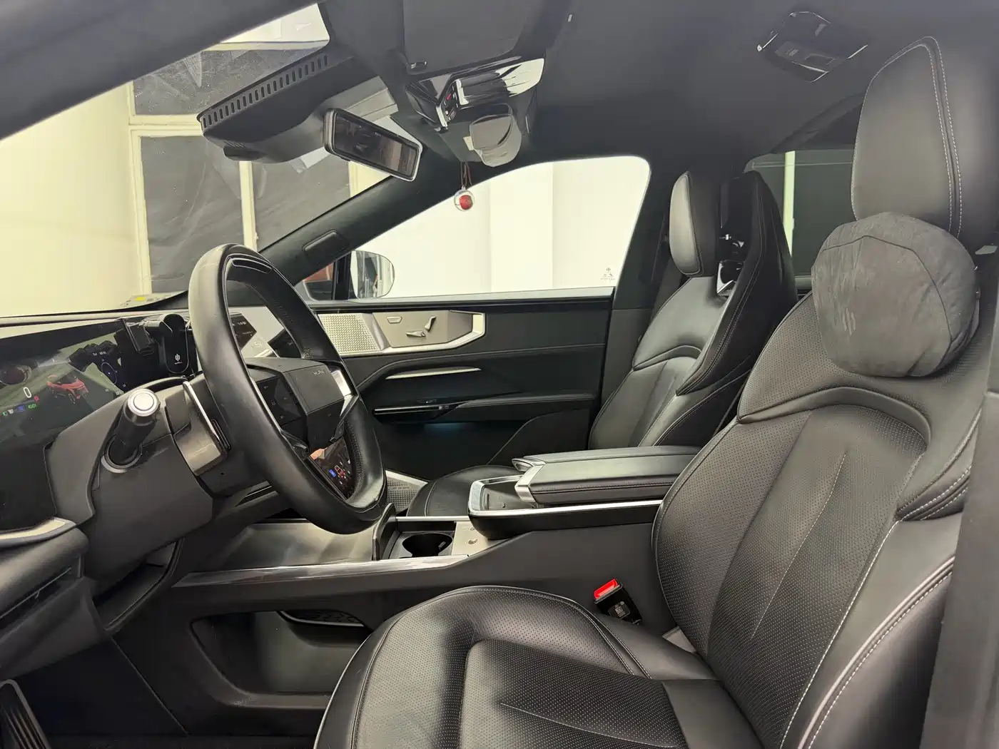 HiPhi Y 2024 2023 560km Pioneer Edition