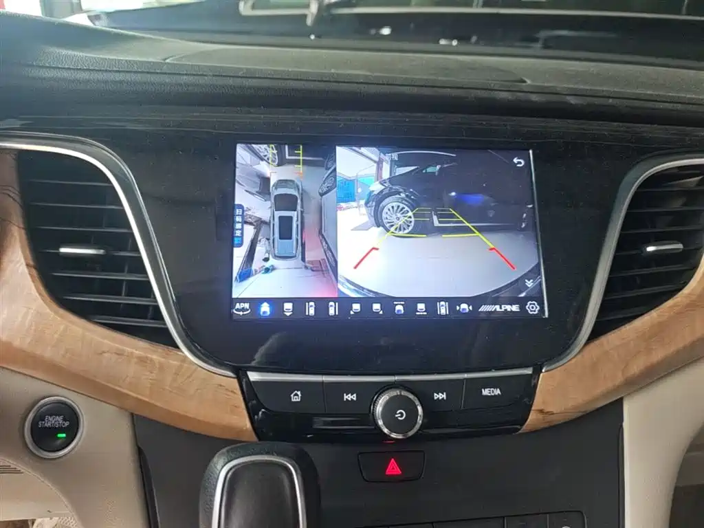 Buick GL8 2017 ES 28T Comfort Type China V фото 13
