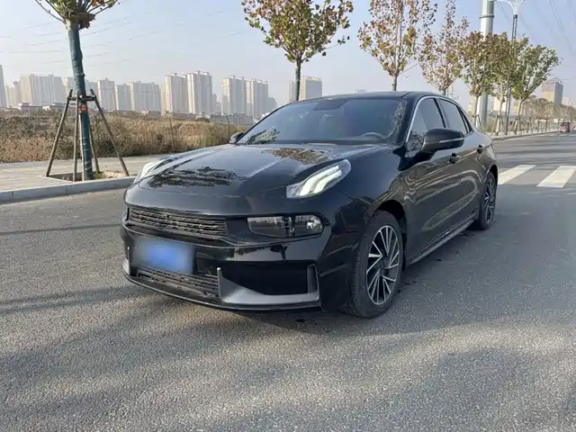 Lynk & Co 03 2.0TD, Автомат, Драйв, Plus