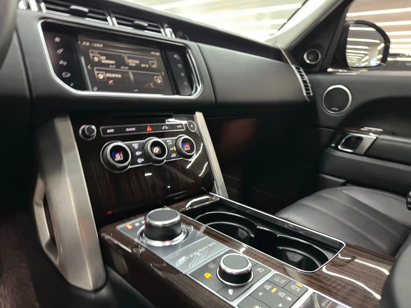 Land Rover Range Rover 2015 3.0 SC V6 Vogue фото 19