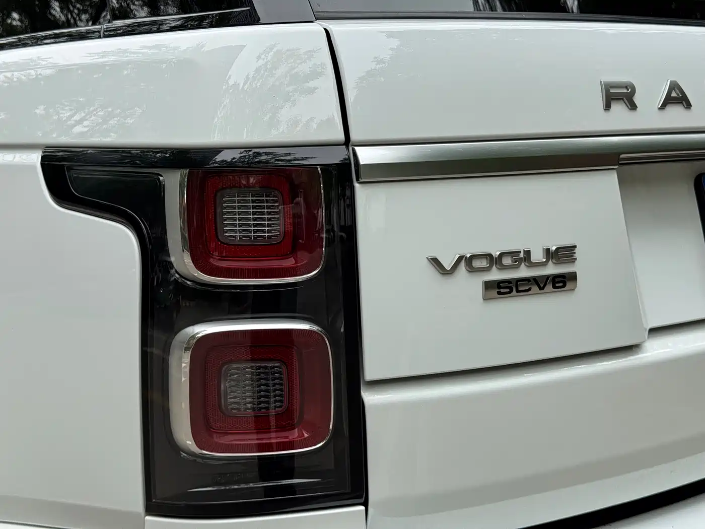 Land Rover Range Rover 2019 3.0 SCV6 Heritage Edition фото 26