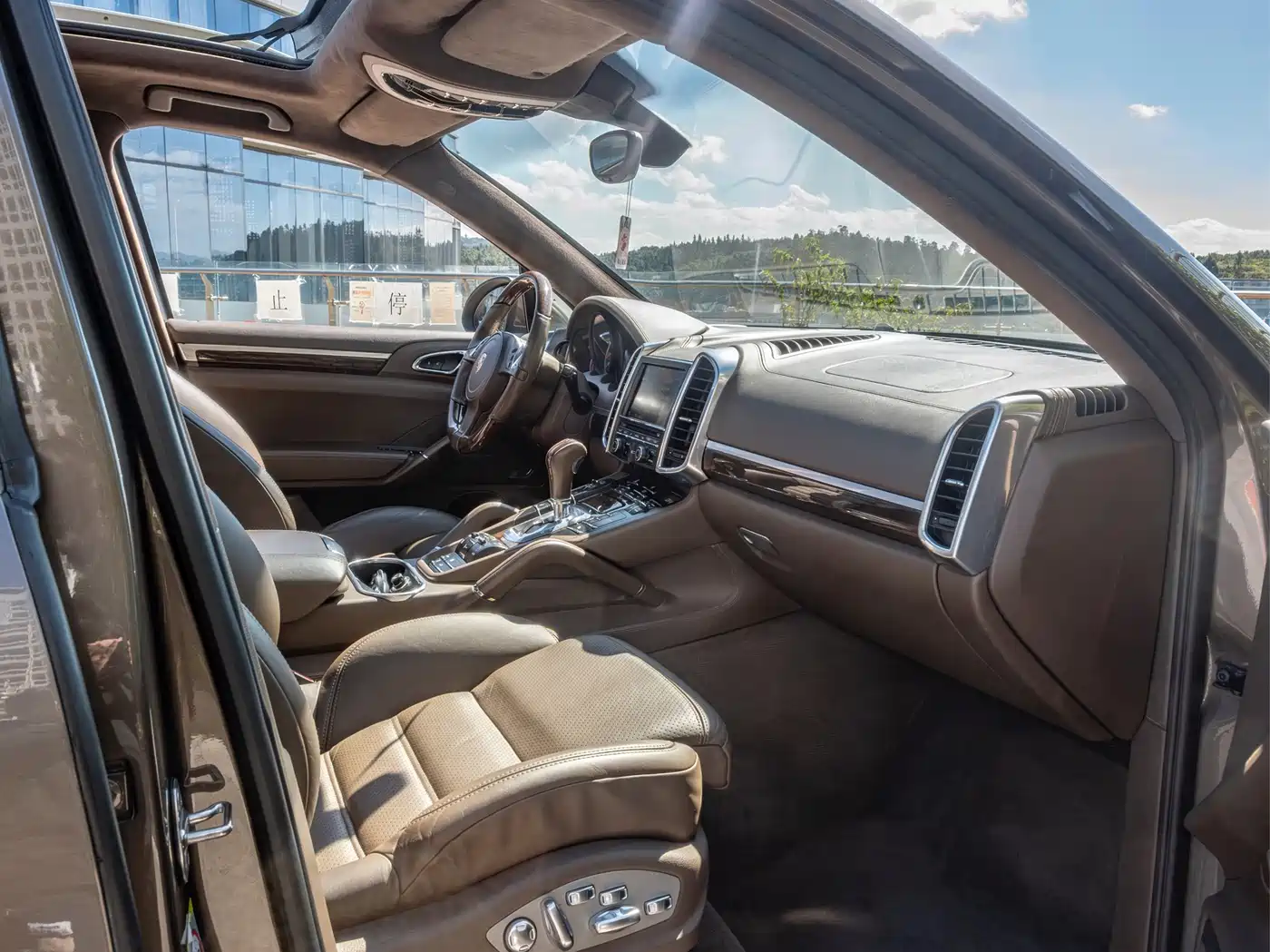 Porsche Cayenne 2011 Cayenne Turbo 4.8T фото 18