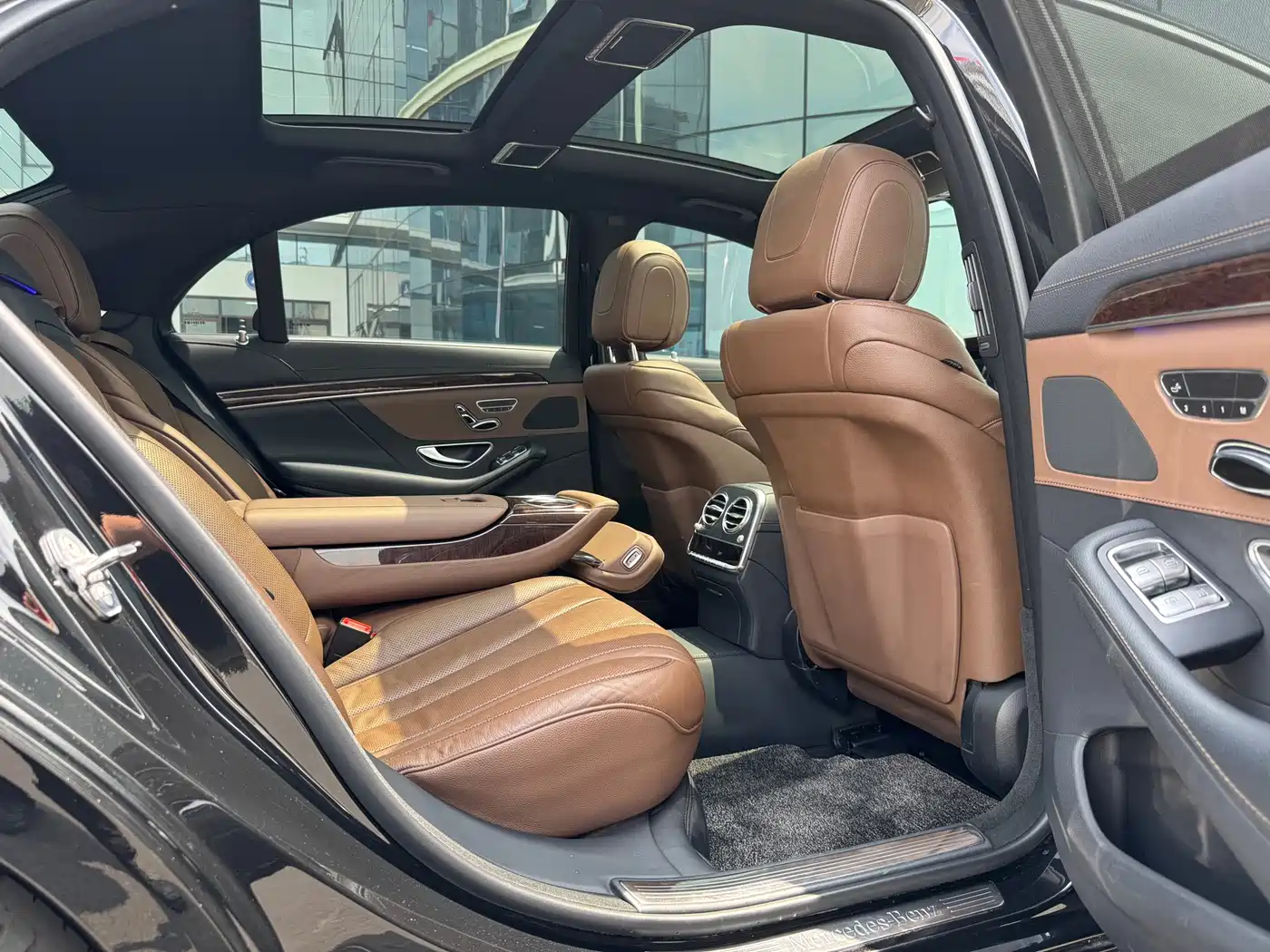 Mercedes-Benz S-Class 2020 S 350 L Business Edition Collector's Version фото 10
