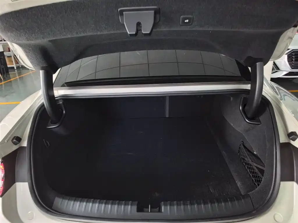 Xiaomi Auto Xiaomi SU7 2024 RWD Long Range Intelligent Driving Edition фото 19