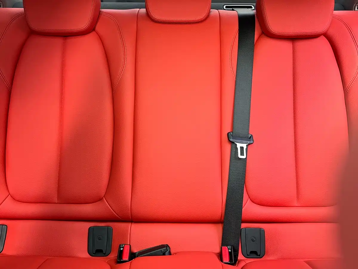 BMW 1 Series 2021 125i M Sport Black Night Edition фото 15