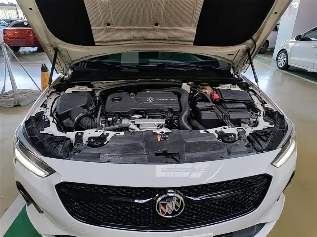 BUICK REGAL