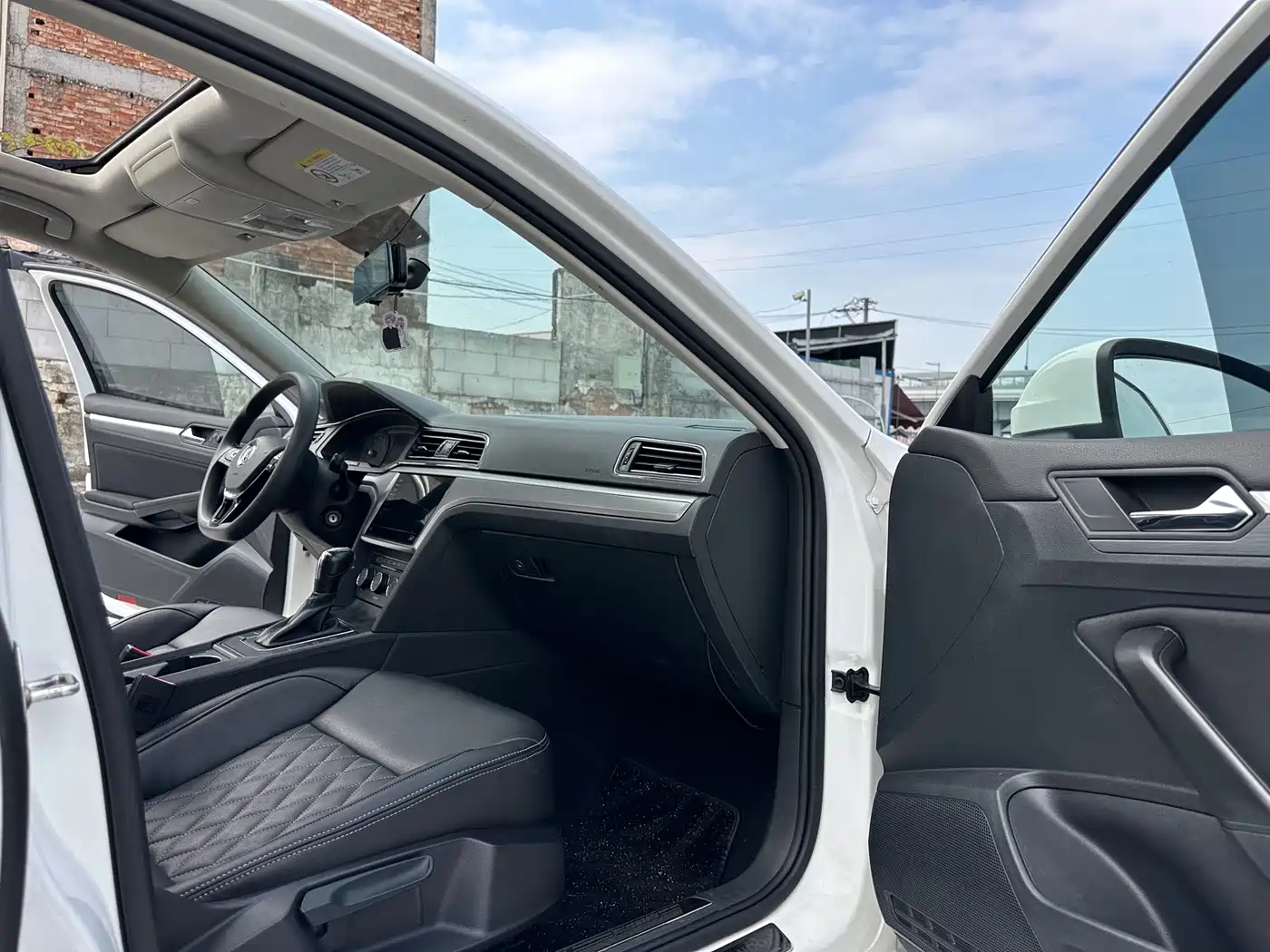 Volkswagen Lamando 2021 230TSI DSG Fashion Edition фото 12